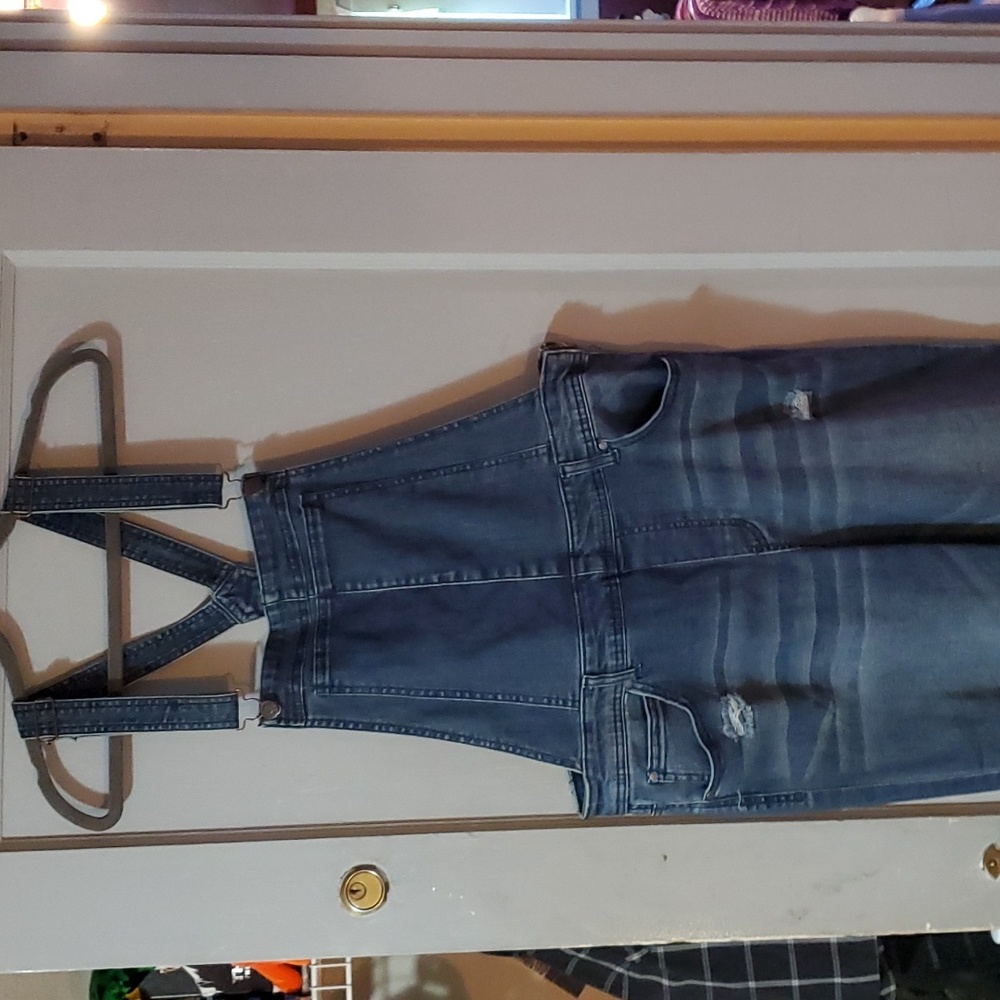 Celebrity pink overalls